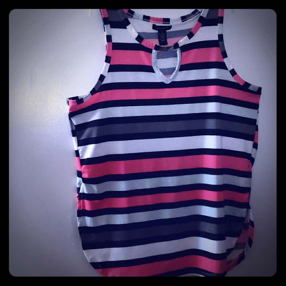 Cute 💗 Tank Top NWOT